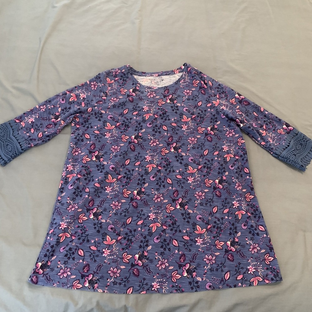 Woman Within Shirt Womens 1X Plus Blue Floral Crochet Bell Sleeve Tunic Top